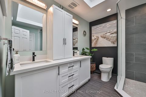 Photo 26 at 91 South Kingsway Way, Swansea, Toronto