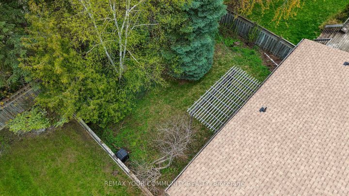 Photo 1 at 28 Bunty Lane, Bayview Village, Toronto