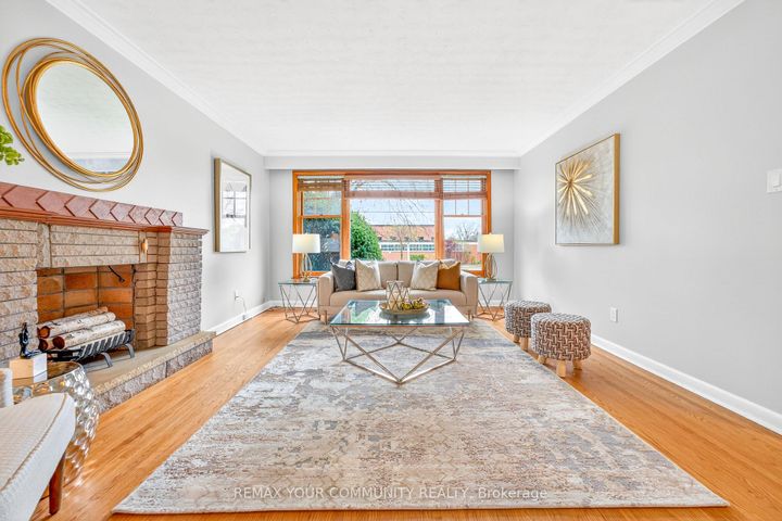 Photo 9 at 28 Bunty Lane, Bayview Village, Toronto