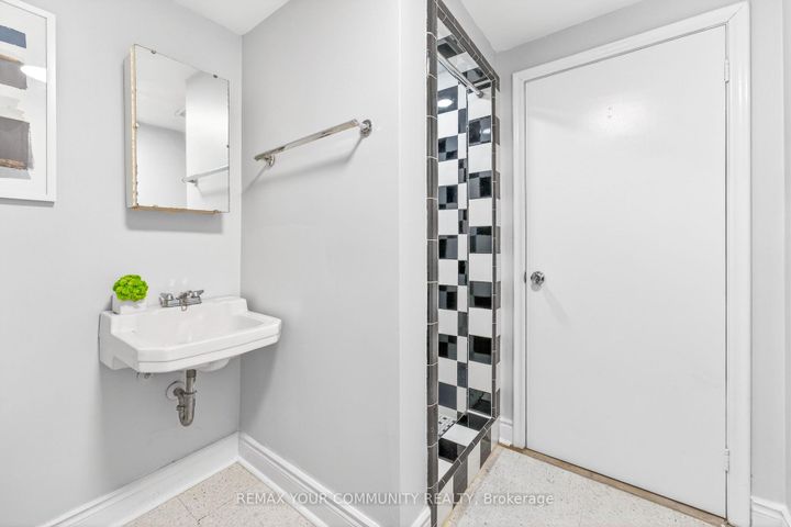 Photo 37 at 28 Bunty Lane, Bayview Village, Toronto