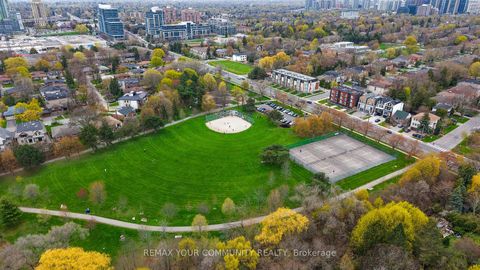 Photo 5 at 28 Bunty Lane, Bayview Village, Toronto
