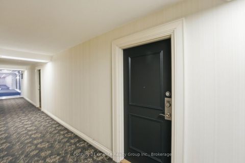 Photo 4 at 180 - 1 Greystone Walk Drive, Kennedy Park, Toronto