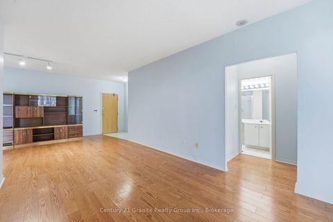 Photo 13 at 180 - 1 Greystone Walk Drive, Kennedy Park, Toronto