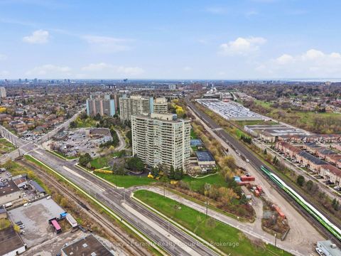 Photo 46 at 180 - 1 Greystone Walk Drive, Kennedy Park, Toronto