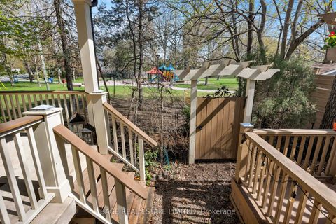 Photo 12 at 39 Loyalist Road, Kingsway South, Toronto