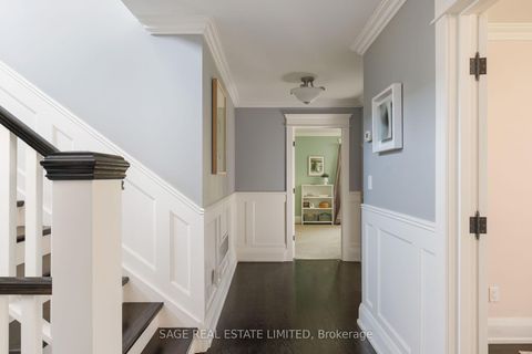 Photo 29 at 39 Loyalist Road, Kingsway South, Toronto