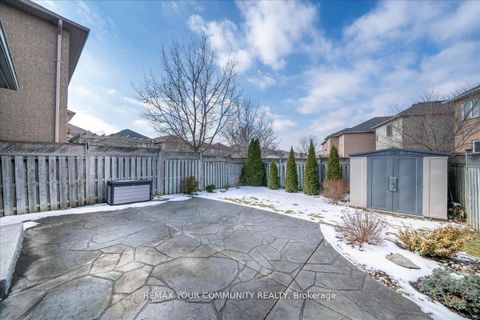 Photo 33 at 130 Princeton Gate, Maple, Vaughan