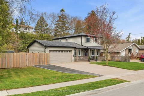 Photo 1 at 953 Vistula Drive, West Shore, Pickering