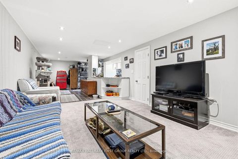 Photo 34 at 953 Vistula Drive, West Shore, Pickering