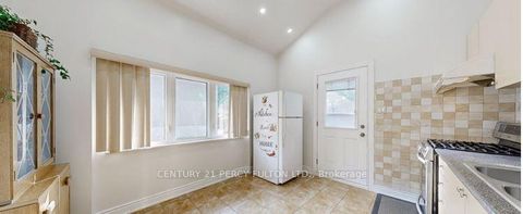 Photo 9 at 140 Benleigh Drive, Woburn, Toronto