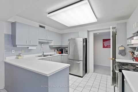 Photo 16 at 503 - 25 George Street, Moss Park, Toronto