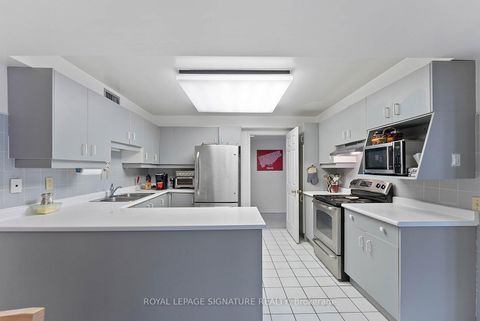 Photo 17 at 503 - 25 George Street, Moss Park, Toronto