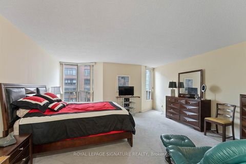 Photo 32 at 503 - 25 George Street, Moss Park, Toronto