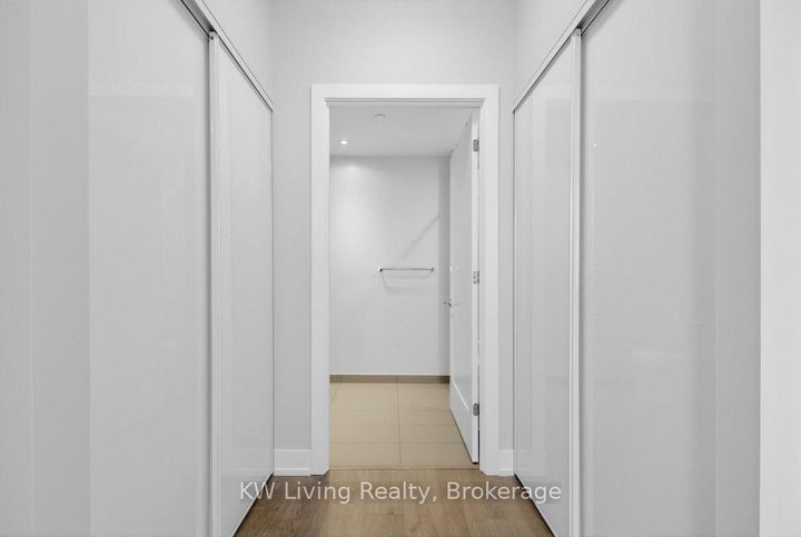 Photo 20 at 861 - 25 Adra Grado Way, Bayview Village, Toronto