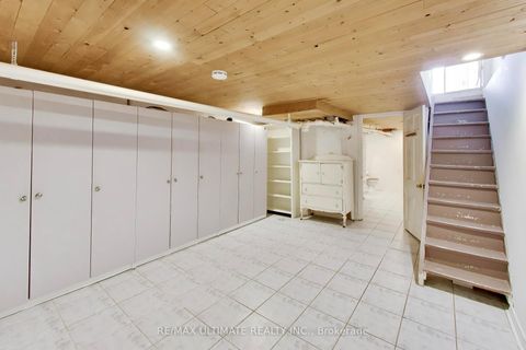 Photo 12 at 35 Manning Avenue, Bellwoods, Toronto