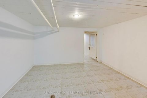 Photo 15 at 35 Manning Avenue, Bellwoods, Toronto
