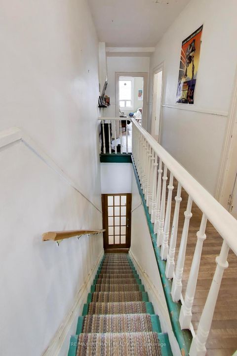Photo 19 at 35 Manning Avenue, Bellwoods, Toronto