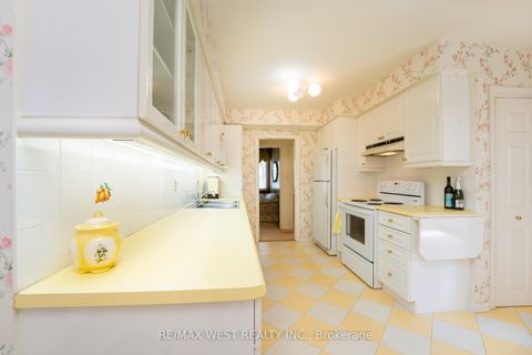 Photo 18 at 2 Greenford Road, Humber Valley, Toronto