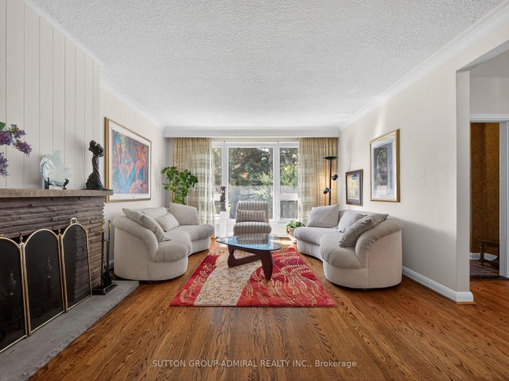 Photo 7 at 30 Foxwarren Drive, Bayview Village, Toronto