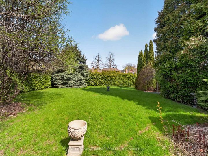 Photo 26 at 30 Foxwarren Drive, Bayview Village, Toronto