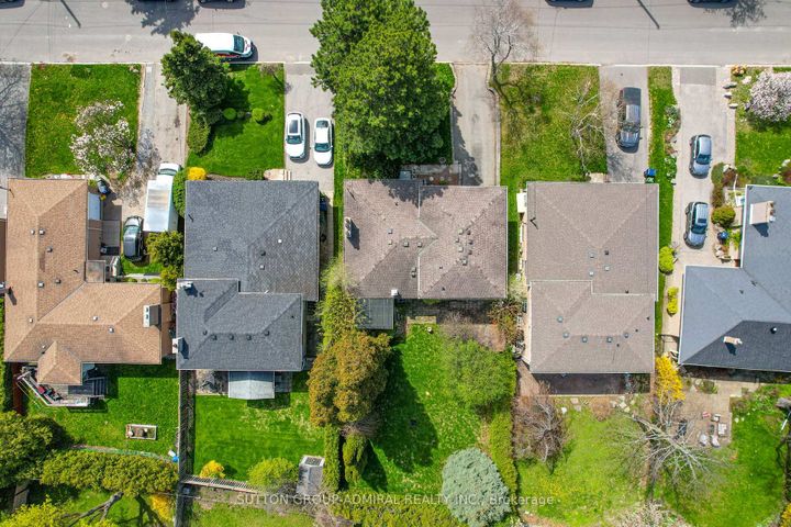 Photo 35 at 30 Foxwarren Drive, Bayview Village, Toronto