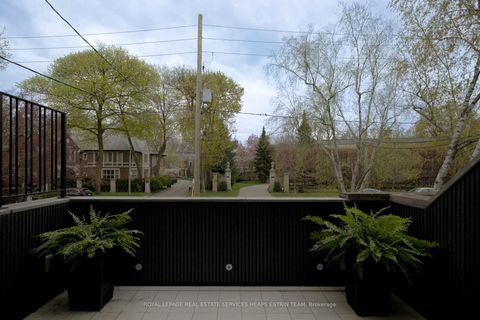 Photo 2 at 42 Clarendon Avenue, Casa Loma, Toronto