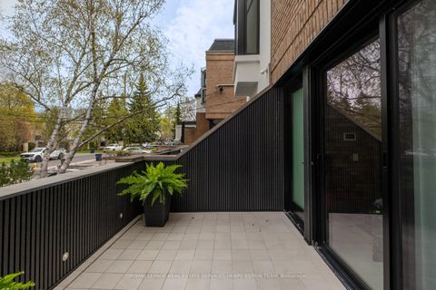 Photo 3 at 42 Clarendon Avenue, Casa Loma, Toronto