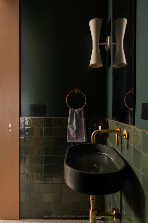 Photo 12 at 42 Clarendon Avenue, Casa Loma, Toronto
