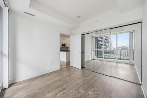 Photo 14 at 1501 - 30 Roehampton Avenue, Mount Pleasant West, Toronto