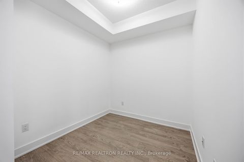 Photo 16 at 1501 - 30 Roehampton Avenue, Mount Pleasant West, Toronto