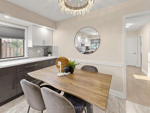 Photo 6 at 260 Renforth Drive, Markland Wood, Toronto