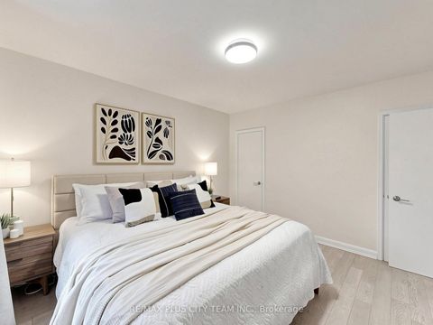 Photo 14 at 260 Renforth Drive, Markland Wood, Toronto