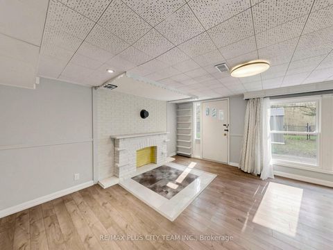 Photo 27 at 260 Renforth Drive, Markland Wood, Toronto