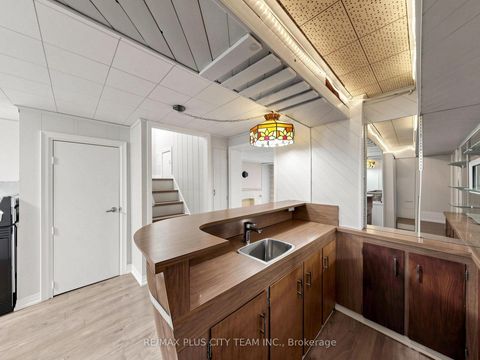Photo 33 at 260 Renforth Drive, Markland Wood, Toronto