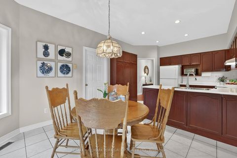 Photo 16 at 801 Surin Court, College Manor, Newmarket