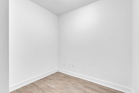 Photo 7 at 708 - 7 Mabelle Avenue, City Centre West, Toronto