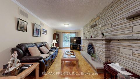 Photo 3 at 55 Chiswick Avenue, Amesbury, Toronto