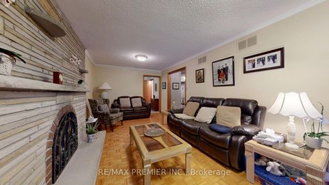 Photo 6 at 55 Chiswick Avenue, Amesbury, Toronto