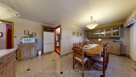 Photo 14 at 55 Chiswick Avenue, Amesbury, Toronto