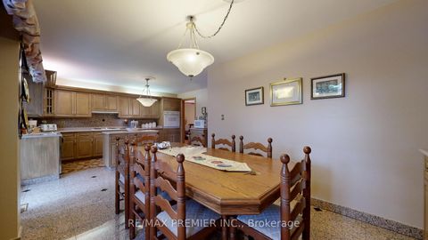Photo 15 at 55 Chiswick Avenue, Amesbury, Toronto