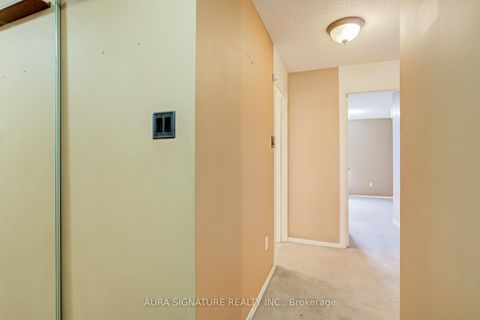 Photo 5 at 401 - 3077 Weston Road, Pelmo Park W5, Toronto