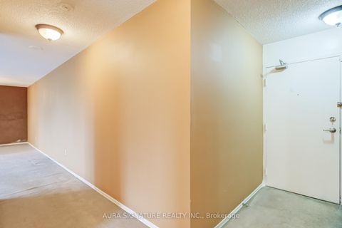 Photo 6 at 401 - 3077 Weston Road, Pelmo Park W5, Toronto