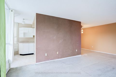 Photo 16 at 401 - 3077 Weston Road, Pelmo Park W5, Toronto