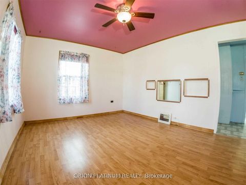 Photo 2 at 1 McCallum Court, Queensway, Toronto