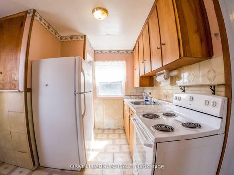 Photo 8 at 1 McCallum Court, Queensway, Toronto
