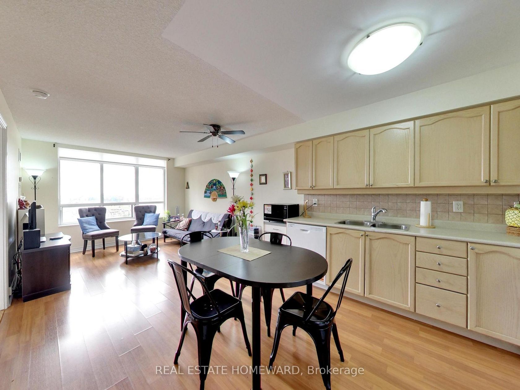 2010 - 710 Humberwood Boulevard, Clairville, Toronto 