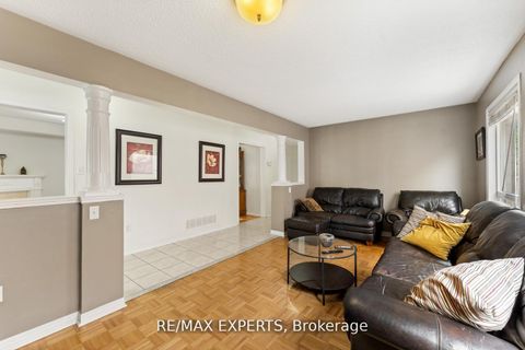 Photo 6 at 19 Maximillian Street, Vellore Village, Vaughan