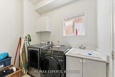 Photo 8 at 19 Maximillian Street, Vellore Village, Vaughan