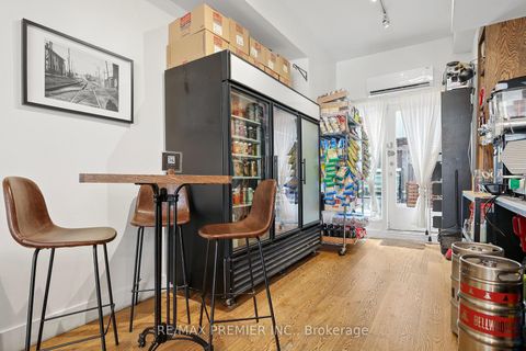 Photo 6 at 394 King Street E, Moss Park, Toronto