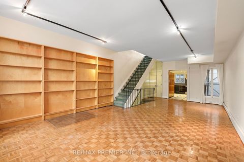 Photo 13 at 394 King Street E, Moss Park, Toronto